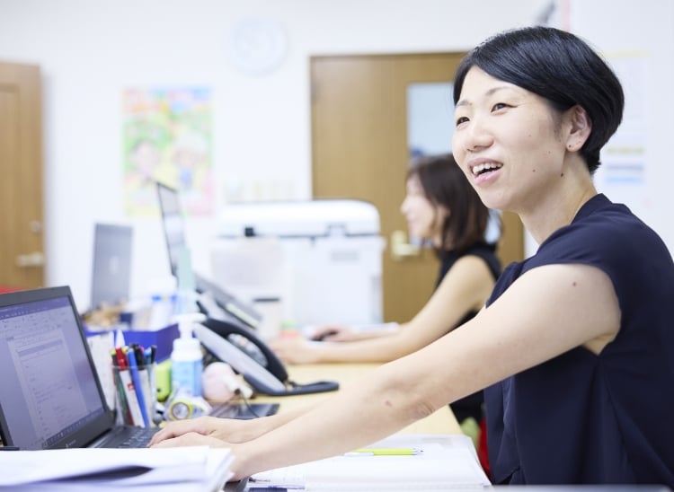 %name%-2002年入社 総務企画課 係長